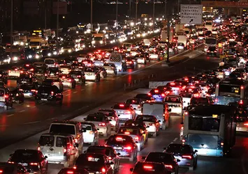 İstanbul'da trafik durma noktasına geldi!