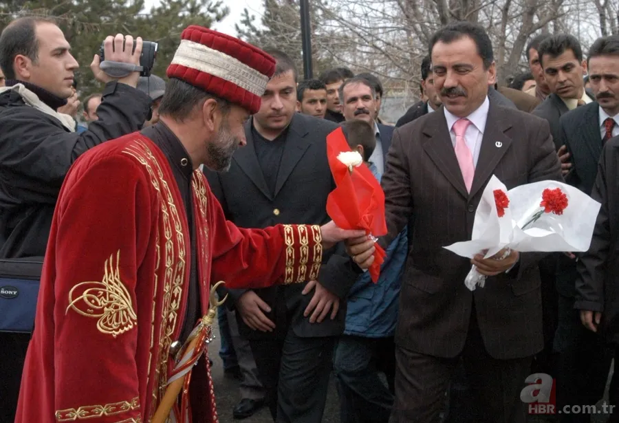 Muhsin Yazıcıoğlu vefatının 13. yılında anılıyor | Muhsin Yazıcıoğlu kimdir? 25