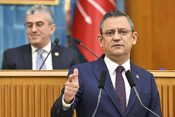 1709044182930.jpg CHP ile DEM'in kirli ittifakı patlayınca Özel bir kez daha Atatürk'e sığındı! Arşivler açıldı: "Sıkışınca Atatürk deyip devam ediyoruz" demişti - 3