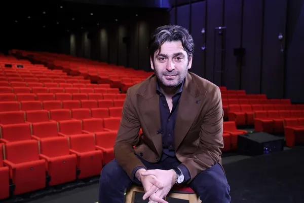 Ozan Akbaba: Benim işim bir gün mafya, bir gün polis olmak