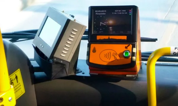 AK Parti ve MHP’den İstanbul’da öğrencilere ulaşım müjdesi! Zamlar geri çekildi