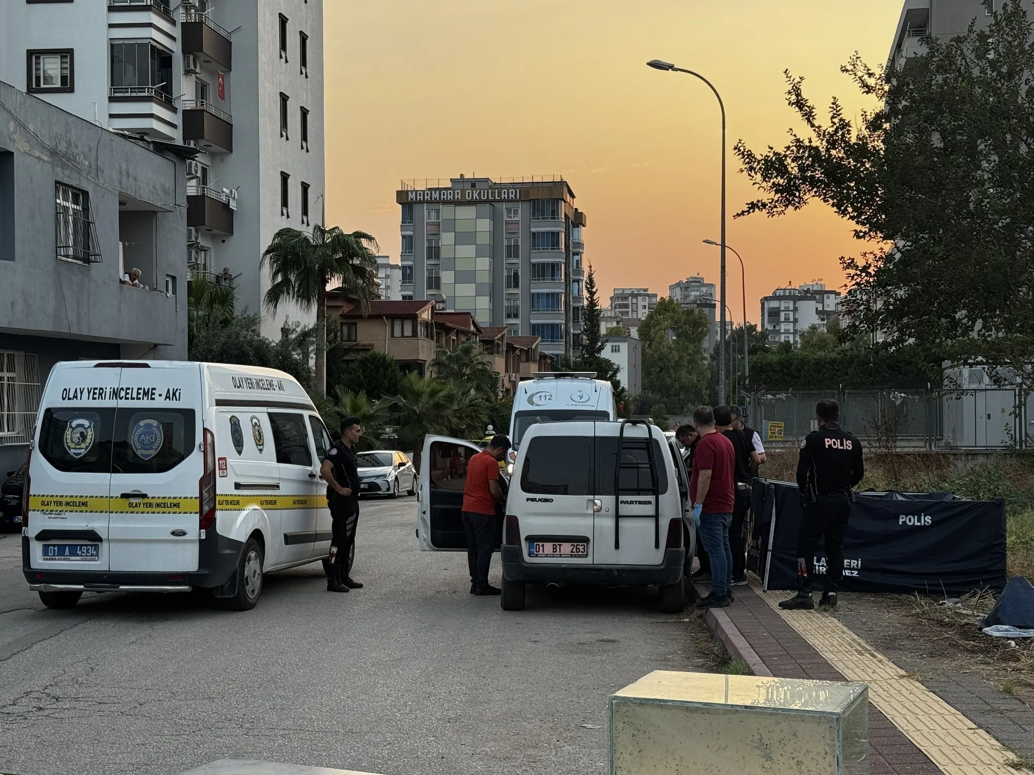 Adana'da kanlı kavga! Bir aile yok oldu: Baba oğul öldü anne yaralı