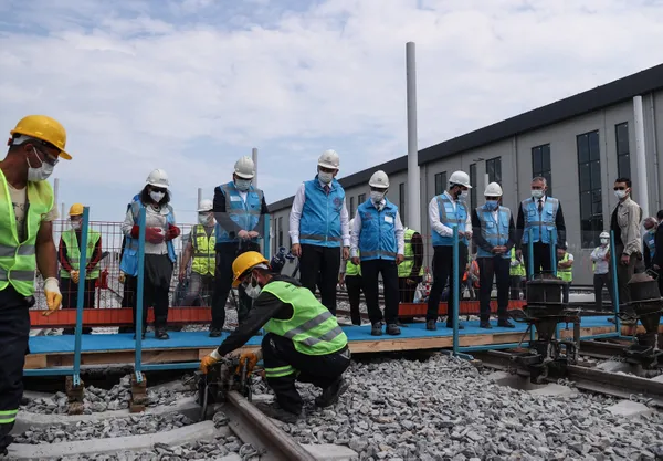 7 metro hattı için tarih belli oldu! İstanbul’un en hızlı metroları olacak