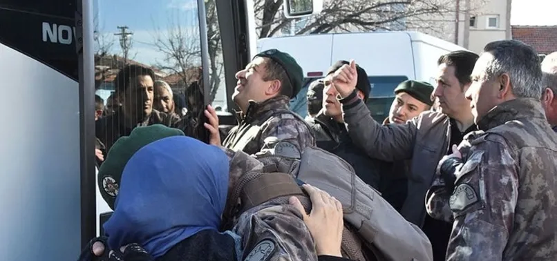PÖH'ler tekbirlerle Afrin'e uğurlandı