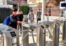 Okullarda güvenlikte yeni dönem başlıyor: Risk durumuna göre turnike, polis ve bahçe görevlisi tedbirleri uygulanacak