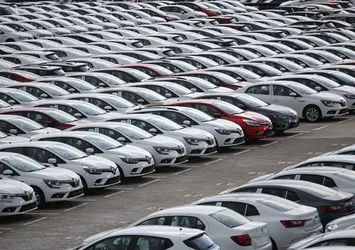 İkinci el araç satışında dikkat çeken rakam! Hangi otomobiller hızla satılıyor? Sıfır araçlarda kampanya sürecek mi?