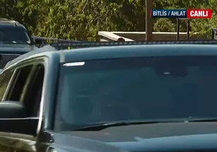 Başkan Erdoğan Ahlat'tan ayrıldı! Malazgirt'e doğru yola çıktı