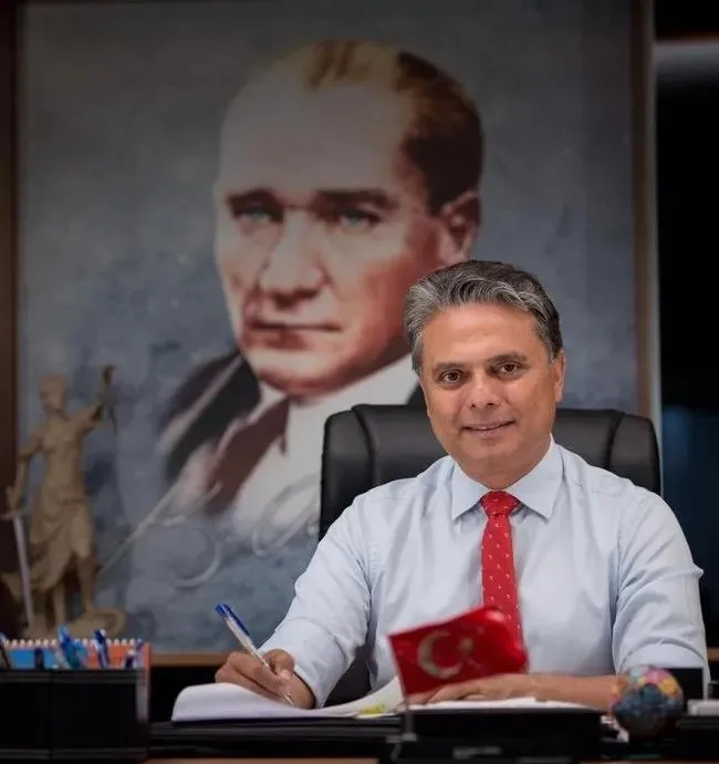 banyoda-korkunc-olay-belediye-baskaninin-oglu-basindan-vurulmus-halde-bulundu-1731086064114.jpeg Banyoda korkunç olay! Belediye başkanının oğlu başından vurulmuş halde bulundu - 1