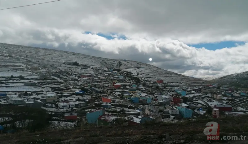 Ardahan'da kar kalınlığı 15 santimetreye ulaştı! Aceleyle inmek zorunda kaldılar 9