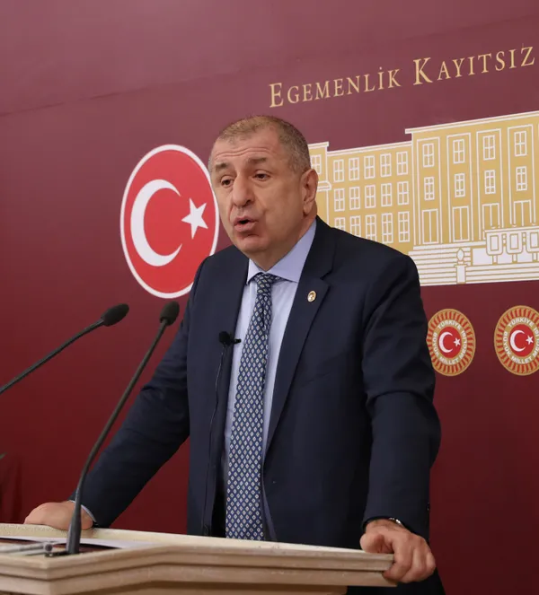 Son dakika: İyi Partili Ümit Özdağ partisinden istifa etti! Yeni parti kuracak mı? Meral Akşener’i topa tutan açıklamalar