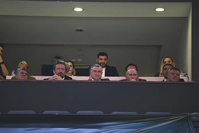 Fenerbahçe Beko 38. Erkekler Cumhurbaşkanlığı Kupası’nı kazandı! Sarı-lacivertliler 8. kez mutlu sona ulaştı