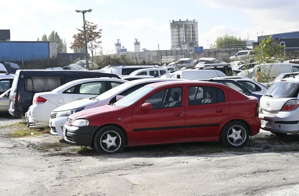 Otoparklarda yatan hazine! 1.5 milyon hacizlik araçtan ekonomiye 25 milyar dolarlık gelir - 7