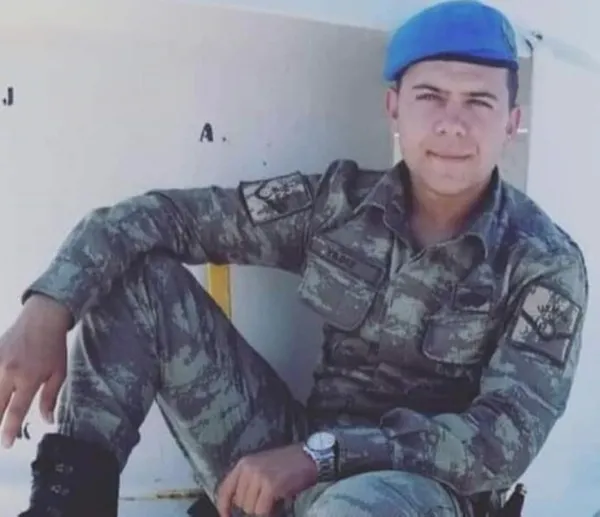 pence-simsekten-aci-haber-piyade-uzman-cavus-halil-yildiz-sehit-oldu-1667703988047.jpg Pençe-Şimşek'ten acı haber! Piyade uzman çavuş Halil Yıldız ile Piyade sözleşmeli er Fırat Güner şehit oldu - 1