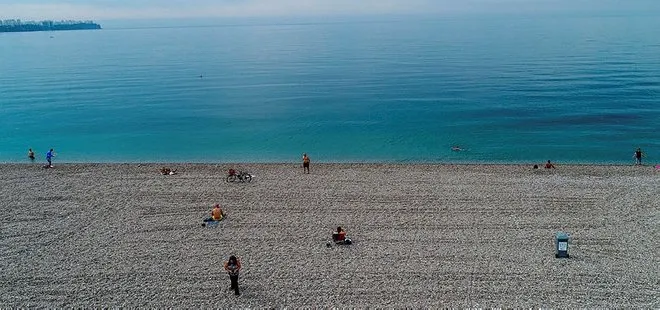 Antalya’da yasak kalktı, vatandaşlar sahillere akın etti