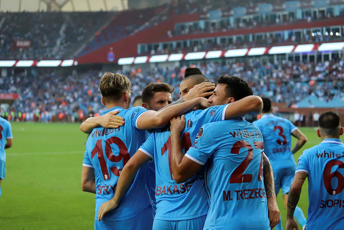 Trabzonspor'dan geri dönüş! Trabzonspor 3-2 Gaziantep FK (MAÇ SONUCU-ÖZET)