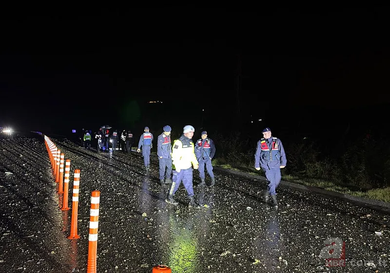 Balıkesir'de F-16 savaş uçağı düştü! Kaza yerinden yeni görüntüler 5