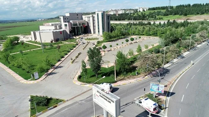 Doç. Dr. Velat Şen: Çocukların yüzde 90'ı virüsü evde kapıyor - 3