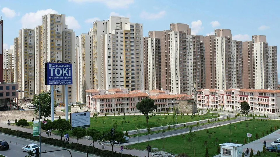 TOKİ 100 bin sosyal konut | TOKİ 894 TL taksitle ev fırsatının temelleri atılıyor