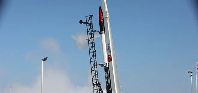 Türkiye’nin ’Milli Uzay Programı’ndan çok önemli haber! Hibrit motorlu Sonda Roket Sistemi başarıyla test edildi