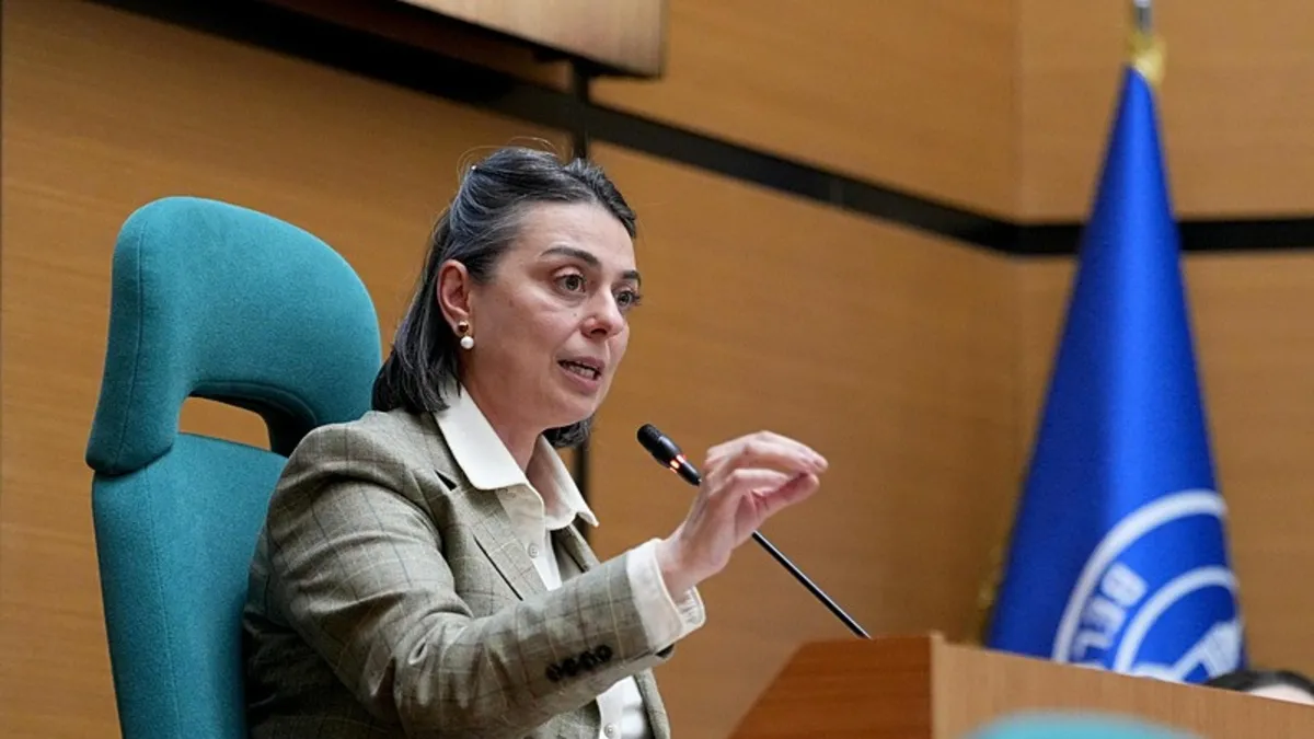 CHP'li Üsküdar Belediyesi personelin maaşlarını ödeyemedi! İşçiler SMS ile öğrendi