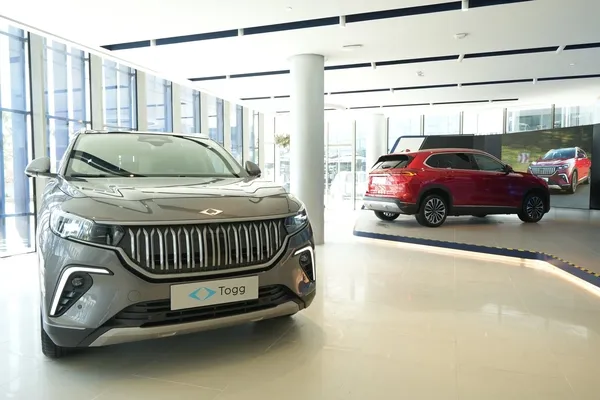 Togg İstanbul’da yeni merkezinde: İlk mağaza açıldı