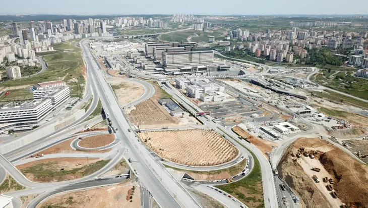 Türk sağlık sisteminin gücüne güç katacak! Başakşehir Çam ve Sakura Şehir Hastanesi açıldı!