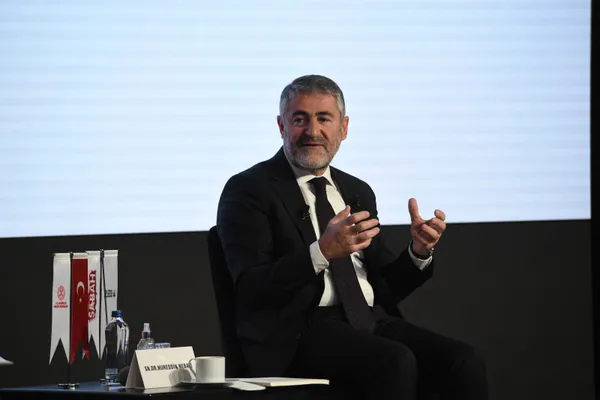 1664249413766.jpg Enflasyon o tarihten sonra aşağı inecek! Hazine ve Maliye Bakanı Nureddin Nebati duyurdu: Yeni kredi paketinde sona gelindi - 4