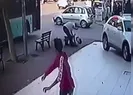 Otobüs şoförü patenli çocuğu tekme tokat dövdü