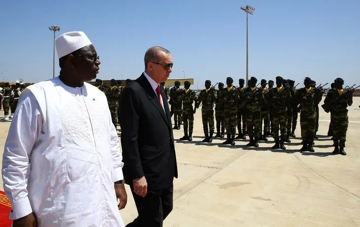 Cumhurbaşkanı Erdoğan, Senegal’den resmi törenle uğurlandı