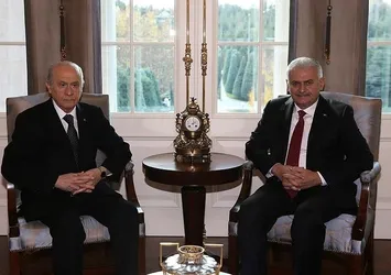 Devlet Bahçeli'den anayasa açıklaması