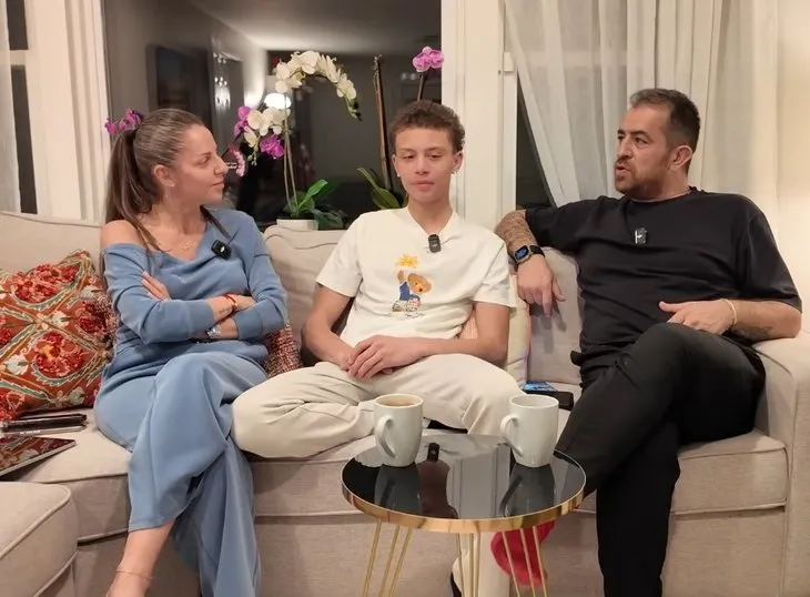 Sihirli Annem’in Eda’sı Defne Joy Foster’ın oğlu 15 yaşında! Görenler annesine benzetti