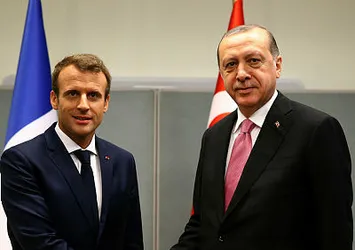 Başkan Erdoğan, Macron ile görüştü
