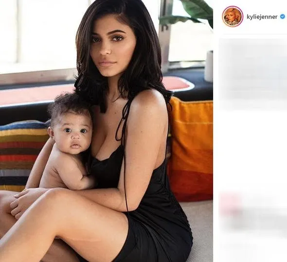 Kylie Jenner Instagram’da yumurtaya yenildi