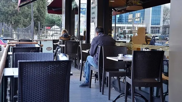 Restoranlar kafeler kapanacak mı? Kafeler kapanır mı? Restoran kafe yasağı geldi mi?