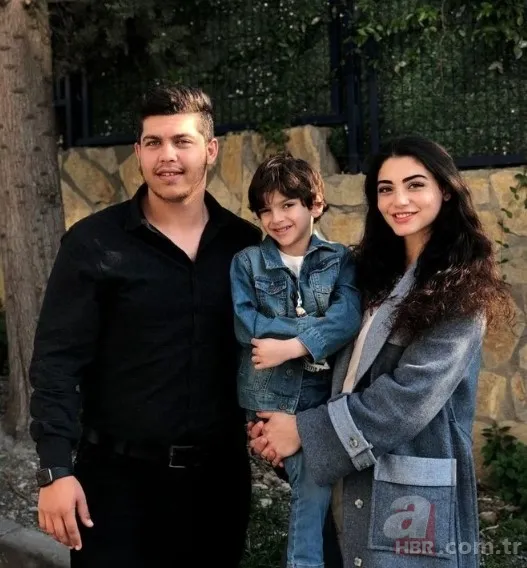 Kuruluş Osman dizisinin Bala Hatun'u Özge Törer erkek kardeşiyle poz verdi! İki kardeşin benzerliği pes dedirtti 18