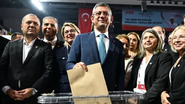 1705732458351.jpg CHP'nin içi cadı kazanı gibi! Vekiller Özgür Özel'e isyan etti: Bizi nasıl dışlarsın! - 4