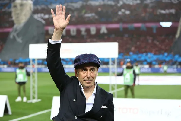 ramazan-bayraminda-cifte-bayram-kutlayacagiz-trabzonspor-teknik-direktoru-abdullah-avcidan-besiktas-maci-sonra-1649016982359.jpg Ramazan Bayramında çifte bayram kutlayacağız! Trabzonspor teknik direktörü Abdullah Avcı'dan Beşiktaş maçı sonrası açıklamalar - 1
