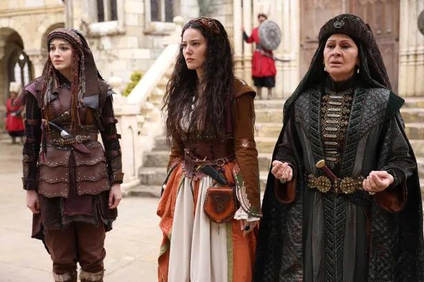 Sevilen dizide ayrılık furyası! Bu kez başrol oyuncusu veda ediyor! Barbaroslar Akdeniz’in Kılıcı’nda Pelin Akil’den sonra...