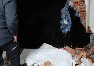 Trabzon'da korkunç olay! Toprak kaymasında 6 katlı bina hasar aldı