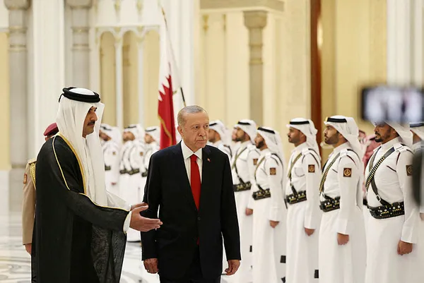 korfez-turunda-son-durak-birlesik-arap-emirlikleri-baskan-erdogan-ne-mesaj-verecek-1689707366165.jpg Körfez turunda son durak Birleşik Arap Emirlikleri! Başkan Erdoğan ne mesaj verecek? - 2