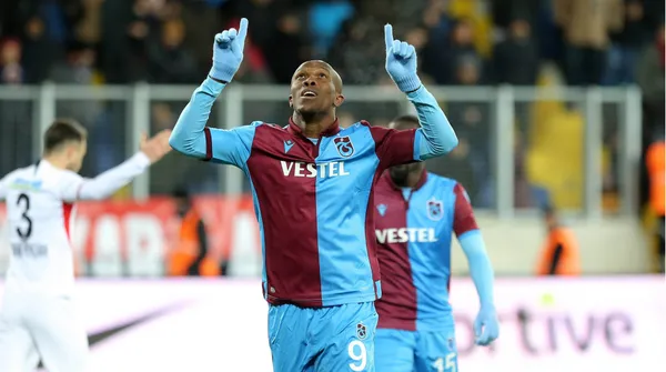 1657129654971.jpg Nwakaeme Galatasaray'a doğru! Yapılan görüşmede yıldız oyuncuya teklif sunuldu - 1