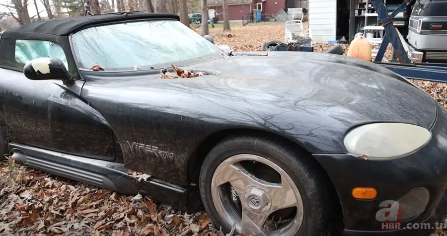 Garajda kaderine terk edilmiş Dodge marka arabayı yenilediler 🚗 Sahiplerinin gözü yaşlı 4