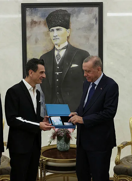 Başkan Erdoğan’dan Giovanni Guidetti’ye Turkuaz kart