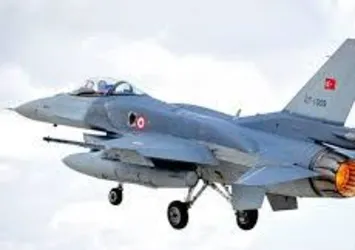 TSK Cerablus'ta DAEŞ'in kullandığı 3 binayı imha etti!