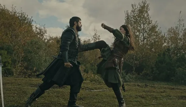 kurulus-osman-36-yeni-bolumde-merakla-beklenen-yuzlesme-osman-bey-ve-targun-hatun-karsi-karsiya-1606938151497.jpg