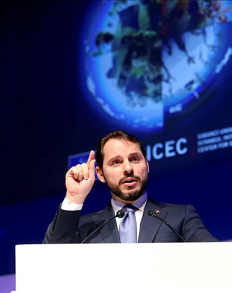 Bakan Albayrak: Yenilenebilir enerjide AB’yi geride bıraktık