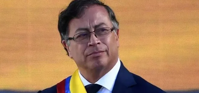 Kolombiya Cumhurbaşkanı Petro işgalci İsrail’in bayrağını taşıyanlara tepki gösterdi