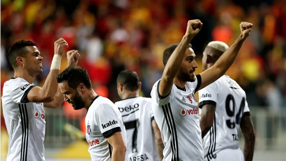 Göztepe - Beşiktaş maçından kareler