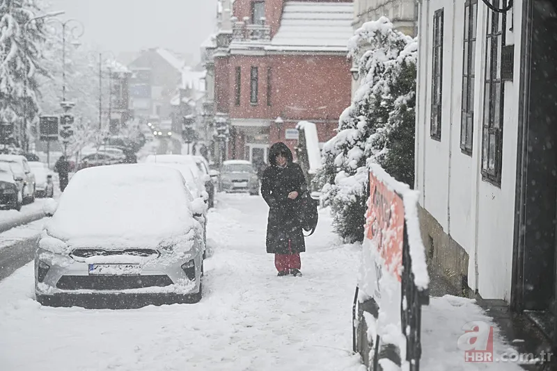 Kuzeyden çifte soğuk dalgası: Güneşi gören aldanmasın! İstanbul'a kar uyarısı 20