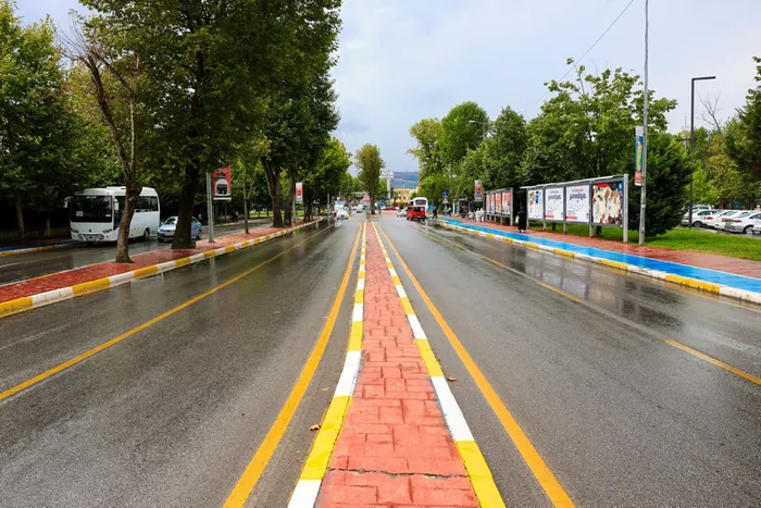1722063279302.jpg Yurt genelinde sıcaklıklar düşüyor! İstanbul güne sağanakla uyandı | Yağışlar devam edecek mi? İşte detaylar... - 7